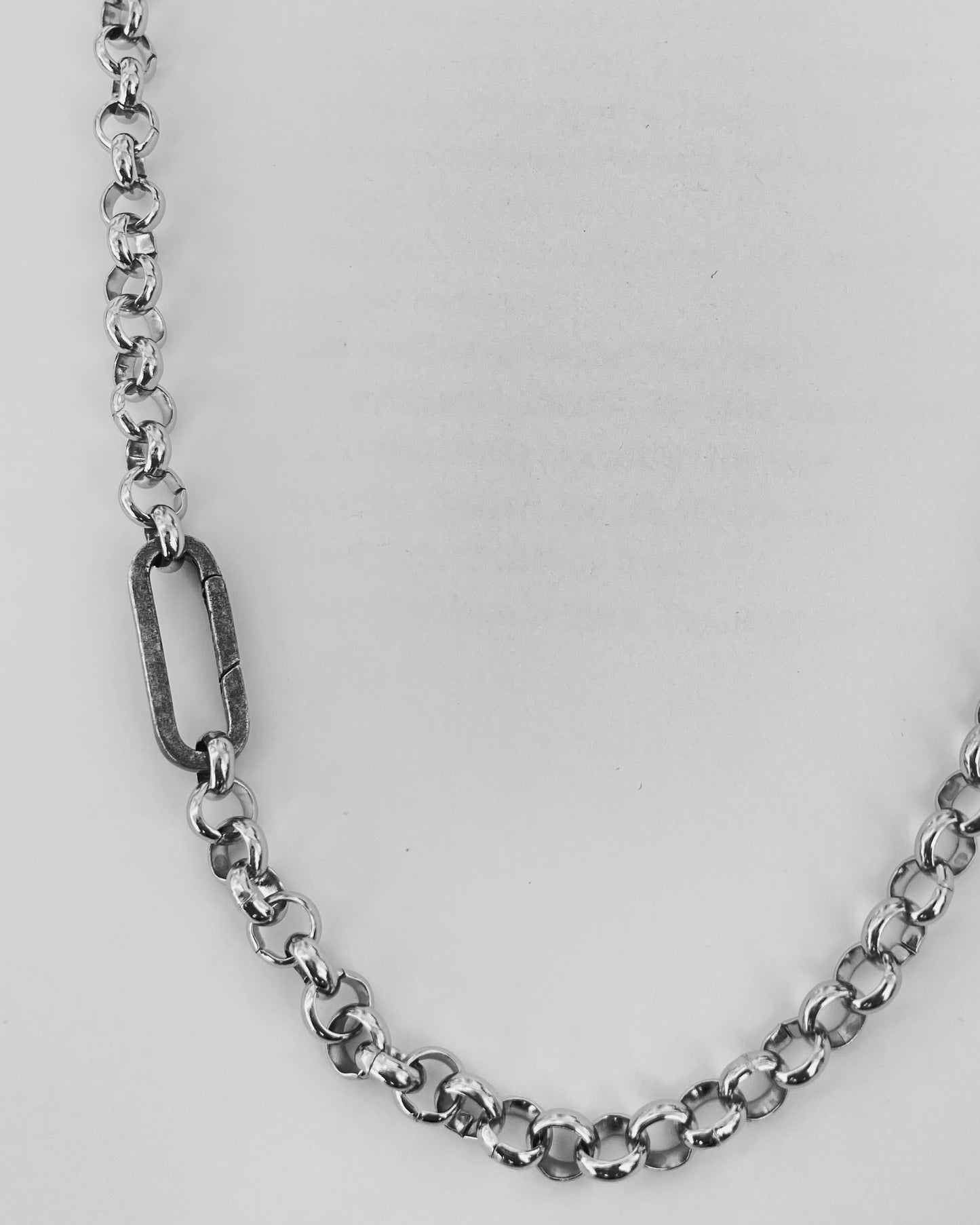 8 NECKLACE