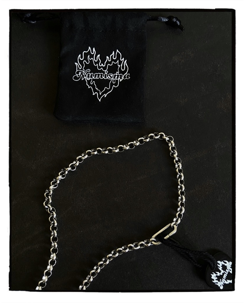 8 NECKLACE