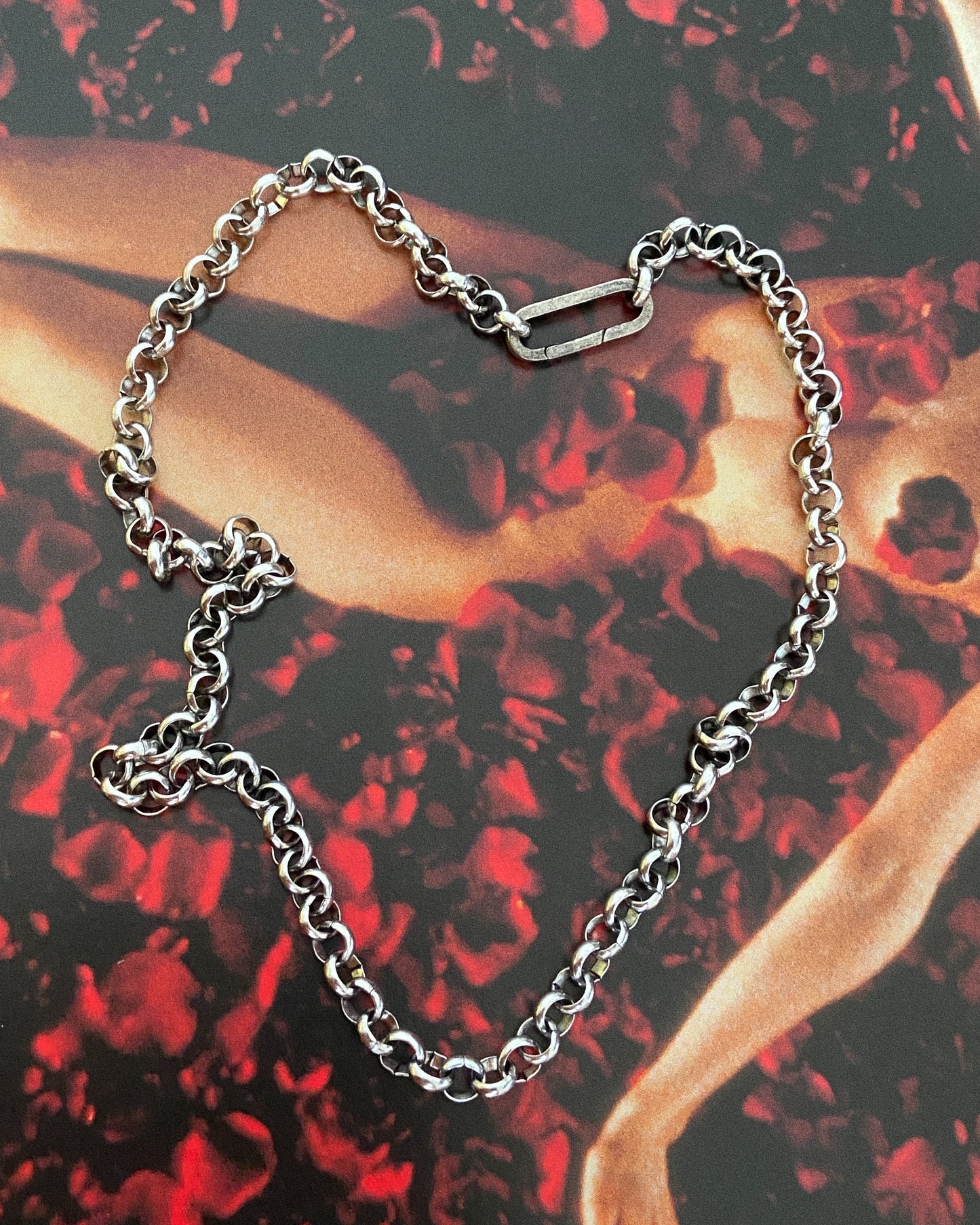 8 NECKLACE